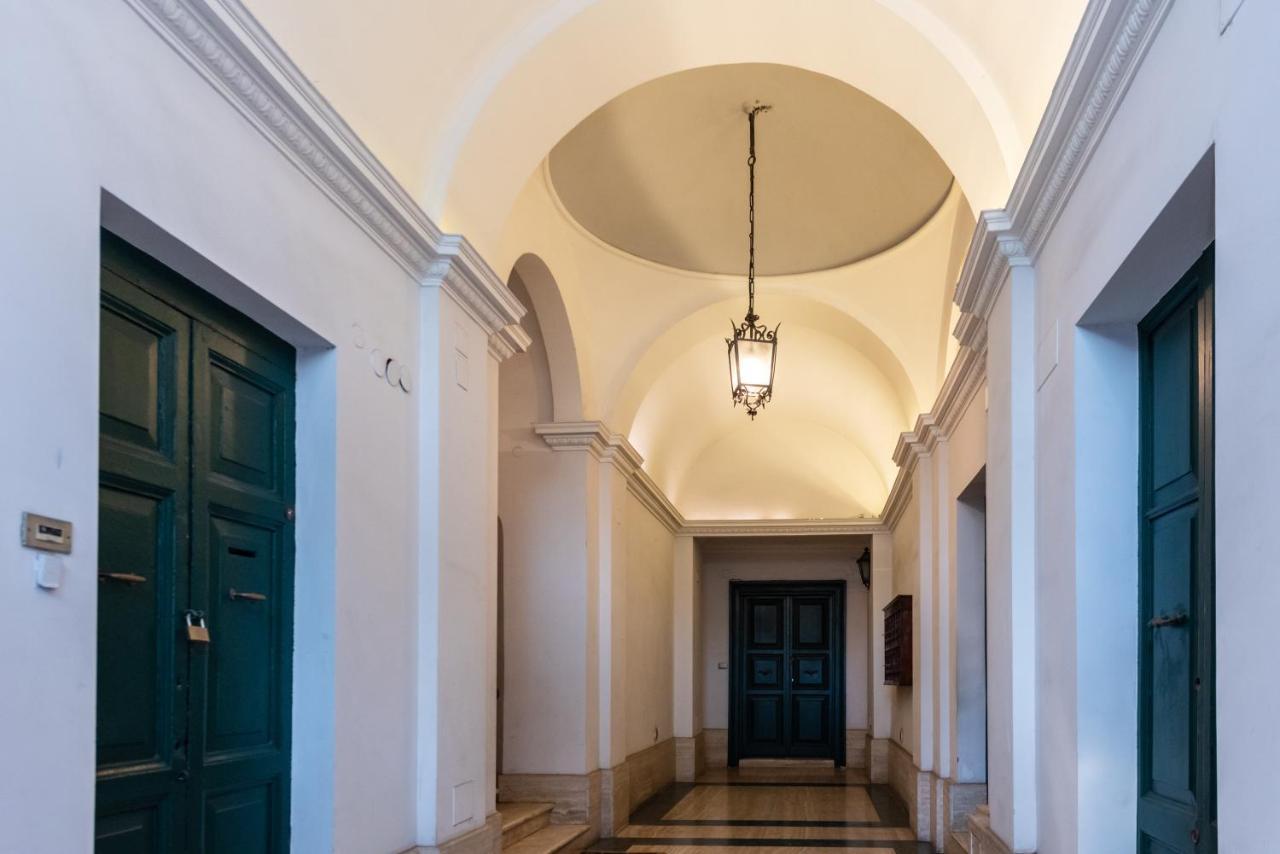 Ihh Suites Rome Exterior photo